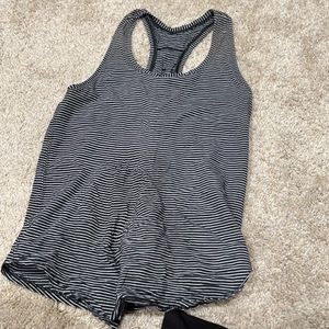 Lulu tank size 4
